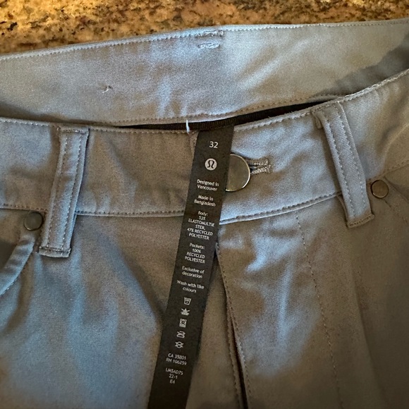Lululemon ABC-Classic Fit 5 Pocket Pant Size 32/29 - Grey - Picture 3 of 6
